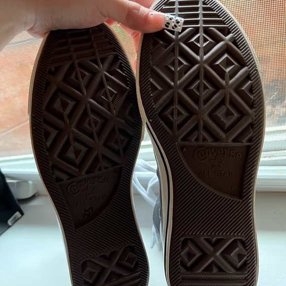 Converse - Picture 6 of 6